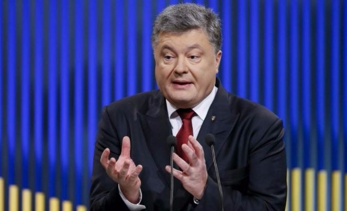 Ukrainian President has One-Man Debate as Opponent is a No-Show