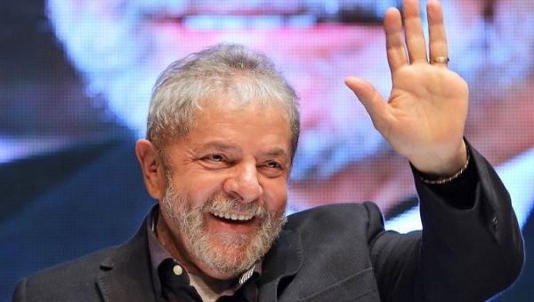 Former Brazilian President Lula da Silva wrote a letter to thank the Cuban people for the medics they supplied Brazil.
