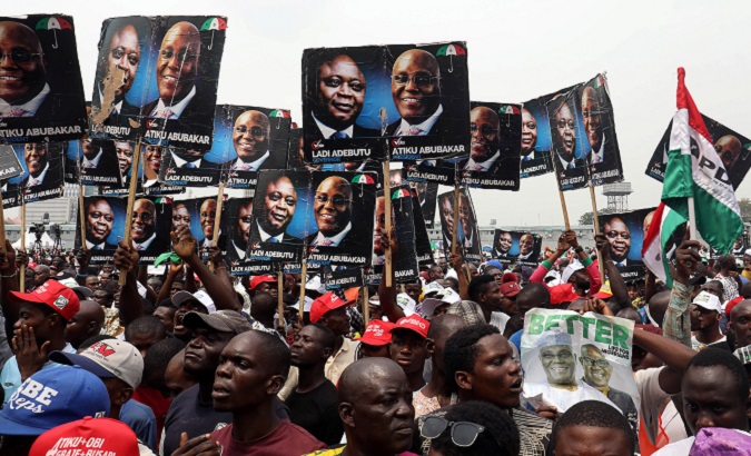 Supporters of PDP attend a campaign rally in Lagos.