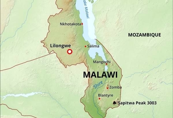 The flood caused two major bridges to be submerged, cutting off access to Malawi's second largest city, Blantyre. 