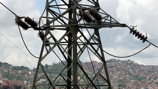 Venezuelans again suffered blackouts after a new sabotage at the Guri hydroelectric plant.