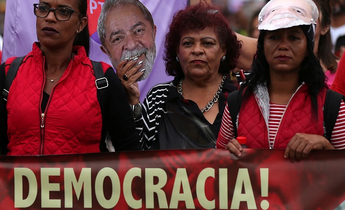 Brazilians demonstrate to demand Lula's freedom in Curitiba, Brazil, April 7, 2019.