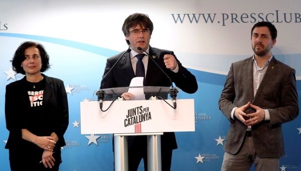 Former Catalan president Carles Puigdemont presents his candidacy and 'Junts per Catalunya' party list, for the European Election, during a news conference in Brussels, Belgium April 10, 2019.