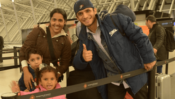 Venezuelans returning home