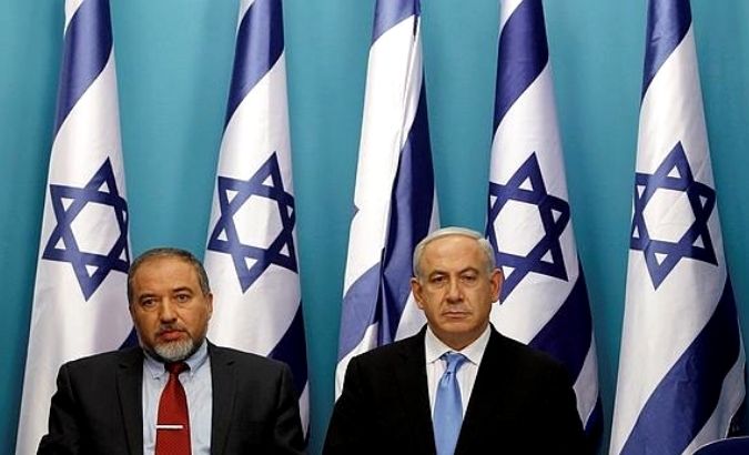 Avigdor Liberman, leader of Israel Beitenu party, (left) and Benjamin Netanyahu, leader of Likud (right).
