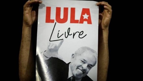 On Monday, former president Dilma Rousseff called for the immeadiate release of Lula. 