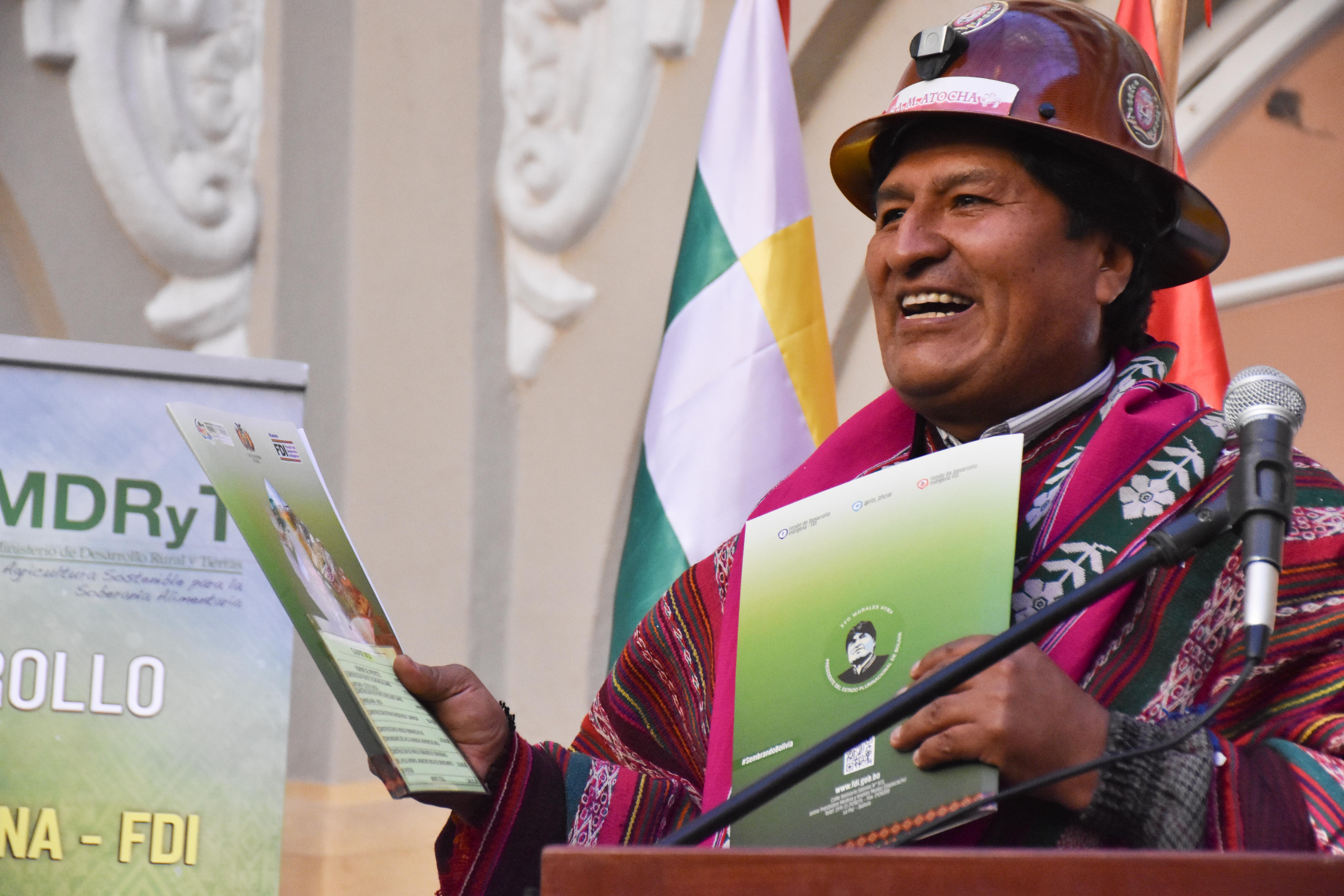 Evo Morales launching new development projects in the department of Potosi.