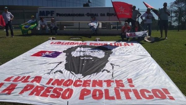Protesters also rejected former judge and now Justice Minister Sergio Moro.