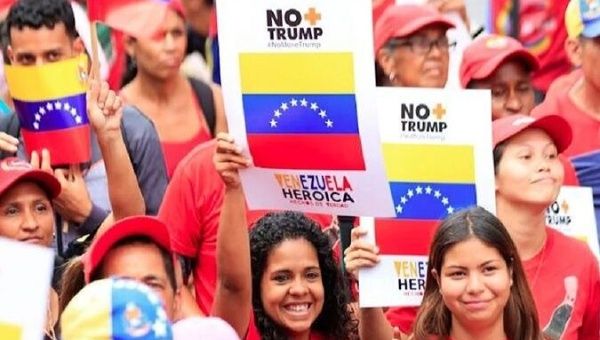 Thousands of Venezuelans took to the streets on the last day of the #NoMoreTrump campaign to reject the unilateral measures against the country.