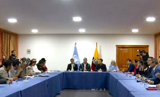Peace talks are being held with the support of the UN and the Catholic Church in Ecuador.