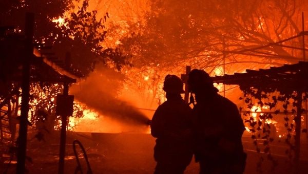 The flames have consumed over 8,862 hectares in Sonoma county, near San Francisco. Oct. 26, 2019