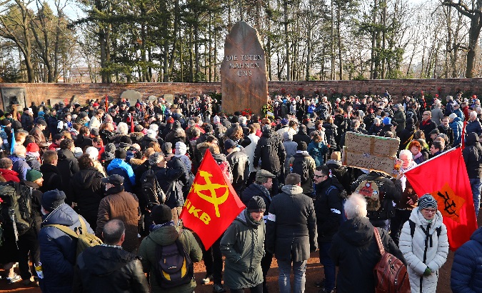 People gathering to commemorate the deaths of Karl Liebknecht and Rosa Luxemburg, in Berlin, Germany, January 12, 2019.
