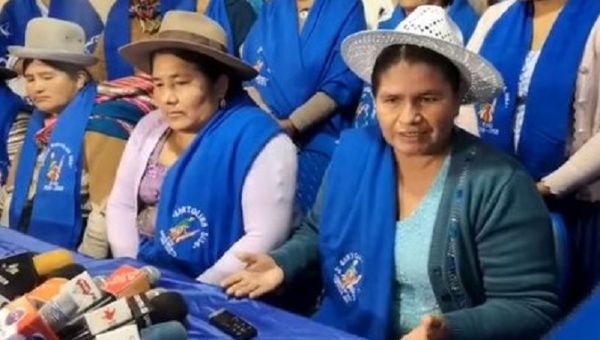 Members of the Confederation of Rural and Indigenous Women Bartolina Sisa during a press conference, Bolivia, January, 2020.