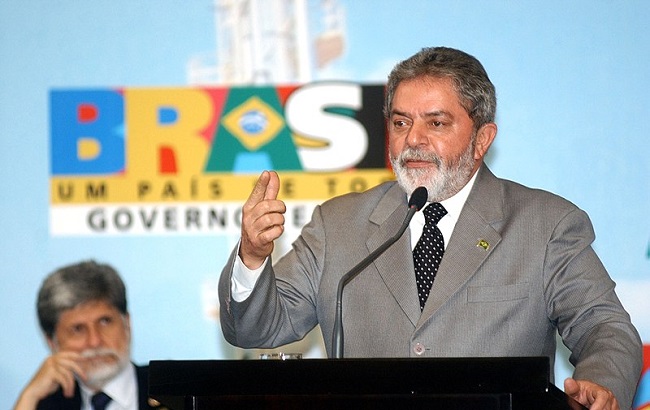 Lula de Silva, then President of Brazil, delivers speech in front of large crowd in Brasilia.