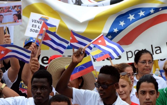 People take part in the March in Solidarity with Venezuela in Havana, Cuba, on Aug. 25, 2017.
