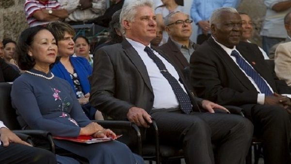 President Miguel Díaz-Canel Bermúdez joined by Esteban Lazo Hernández, President of the National Assembly and Truong Thi Mai, member of the Political Bureau of the Communist Party of Vietnam, at the inauguration.
