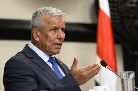 Presidential Minister Victor Morales resigned after being questioned by the legislative assembly.