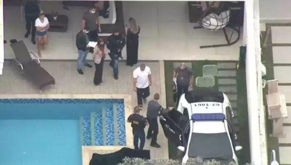 Police operative for the arrest of Maxwell Simones Correia, Rio de Janeiro, Brazil, June 10, 2020.
