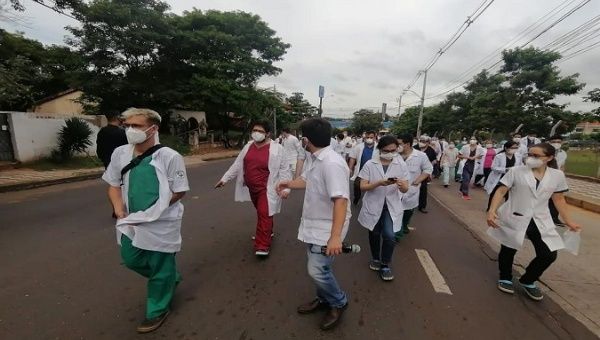 Doctors demanding better working conditions, Paraguay, Jan. 4, 2021.