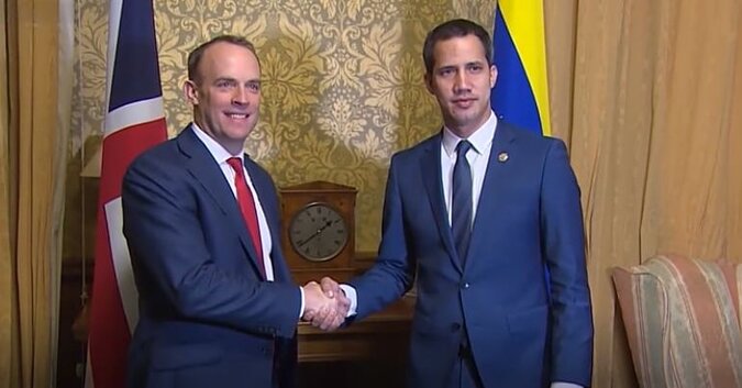 Former opposition lawmaker Juan Guaidó meets with Dominic Raab, the United Kingdom's Secretary of State for Foreign, Commonwealth and Development Affairs in London, England. January 22, 2020.