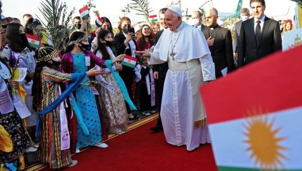 Children wolcome Pope Francis I to Erbil, Iraq, March 7, 2021