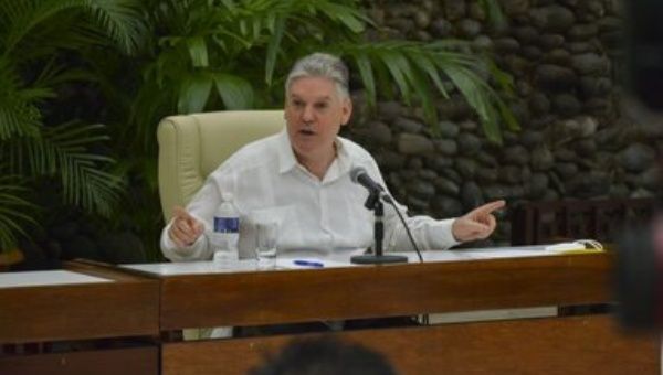 Gil Fernández highlighted the vaccination process being carried out in Cuba, 
