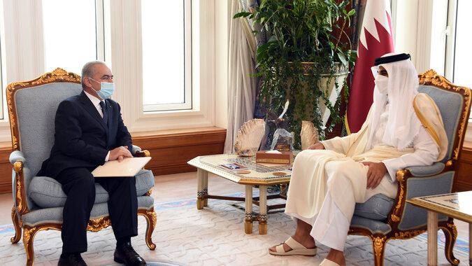 Mohammad Shtayyeh, who arrived on Saturday to Doha on an official visit, highlighted the sister nation's support at the diplomatic, political, material and moral levels.
