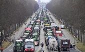 German farmers block traffic towards Berlin