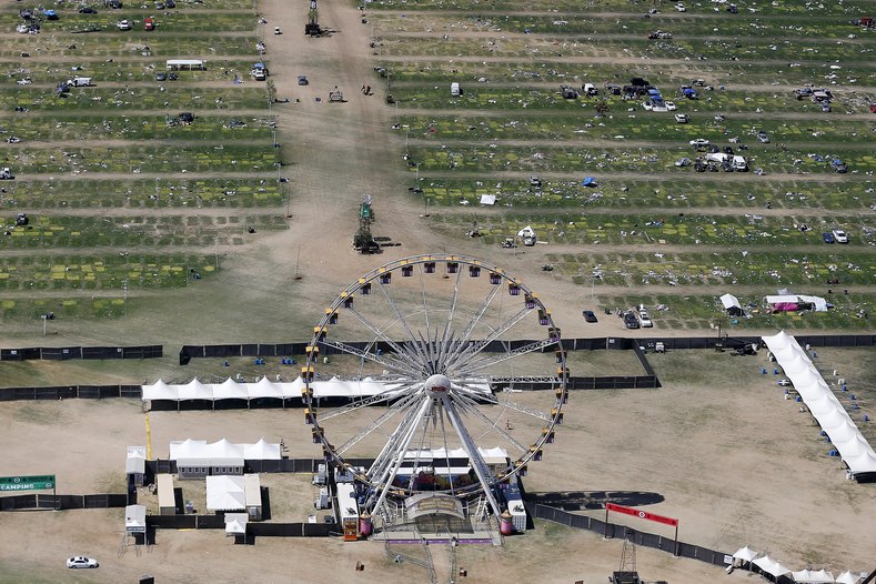 A campsite at the Coachella Valley Music and Arts Festival is seen after the first weekend ended in Indio, California April 13, 2015. Organizers have said they will reduce watering of the grounds and let some grass go brown after this year's festival, according to the New York Times.