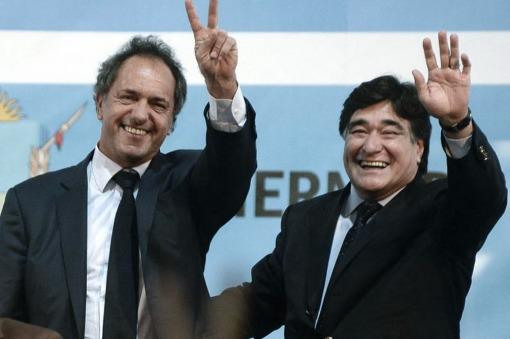 Daniel Scioli (L) and Carlos Zannini (R).