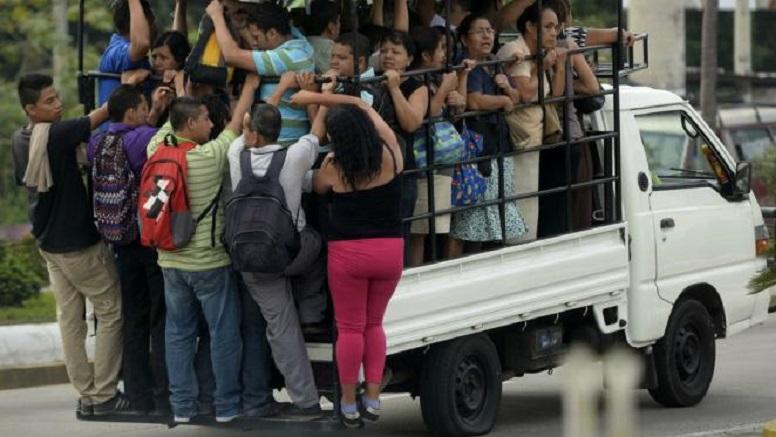 Salvadorans take alternative transportation as public transit workers strike.