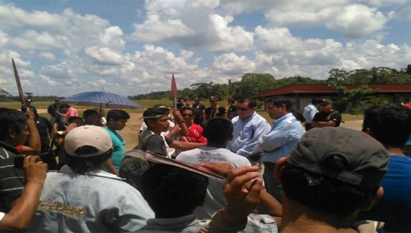 Indigenous communities in Peru are demanding that the national company Petroperu operate Lot 192 instead of transnational companies.