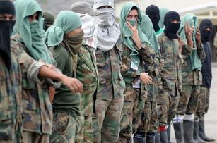 Members of an Antioquia paramilitary group