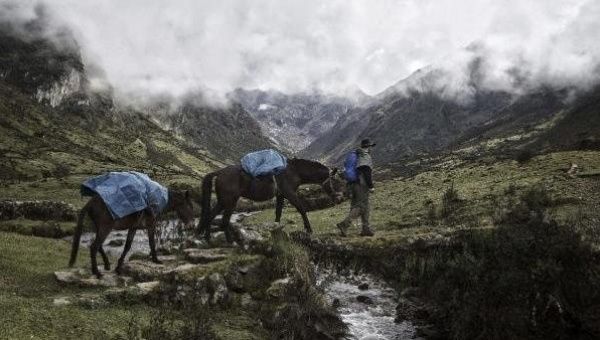 Photograph of the expedition during an Inca trail in the Peruvian Andes in Sept. 2015.