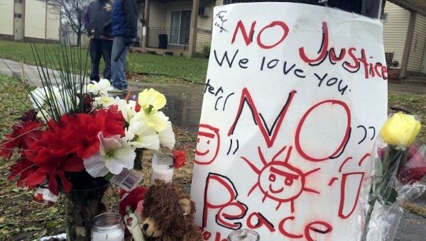 A makeshift memorial is seen where Jamar Clark was shot by police on Nov. 15, 2015. The 24-year-old African-American died in hospital a day later.