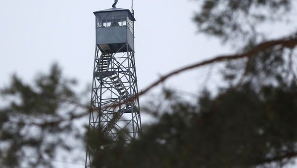 A watch tower is manned at the Malheur National Wildlife Refuge near Burns, Oregon, Jan. 3, 2016.