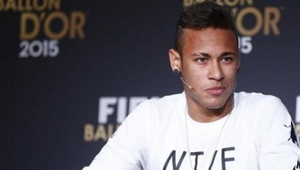 Brazilian football superstar Neymar da Silva Santos Junior attends a news conference prior to the Ballon d'Or 2015 awards ceremony, Switzerland, Jan. 11, 2016.