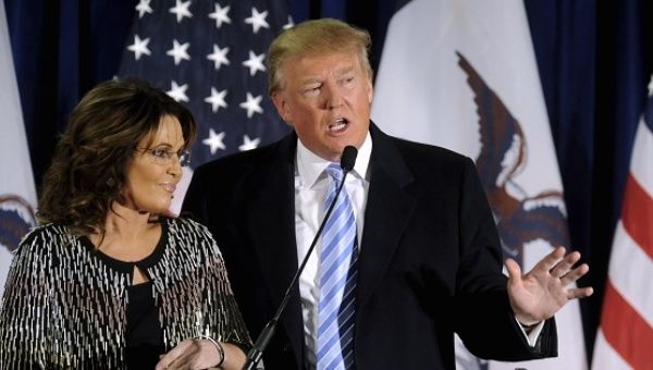 Republican presidential candidate Donald Trump thanks the crowd after receiving former Alaska Gov. Sarah Palin’s endorsement on Jan. 19, 2016. 