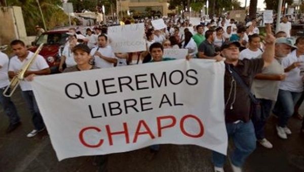 Hundreds held a rally in a show of solidarity with El Chapo back in 2014. The banner reads 