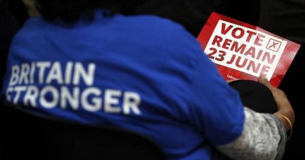 Vote Remain supporters arrive for an event at Manchester Metropolitan University's student Union in Manchester, England June 16, 2016.