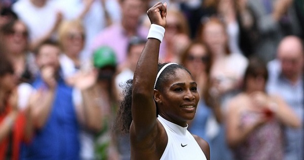 Williams raising her fist at Wimbledon on Saturday.