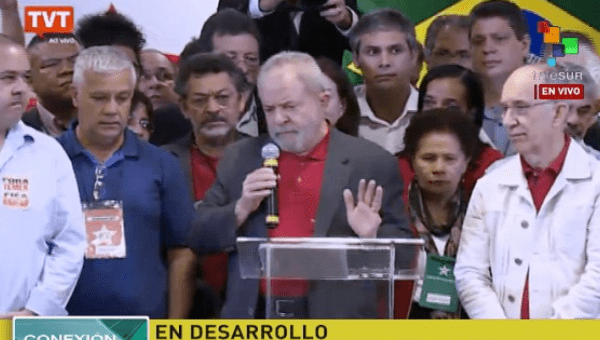 Lula da Silva addressing responds to corruption allegations 