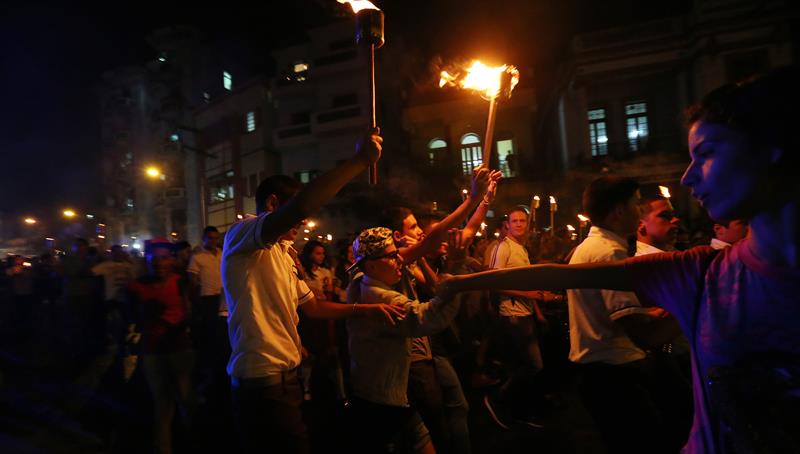 Jose Mujica Attends Huge Torchlit Rally for Jose Marti in Cuba