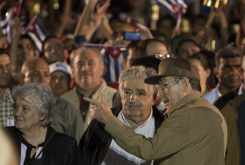 Jose Mujica Attends Huge Torchlit Rally for Jose Marti in Cuba