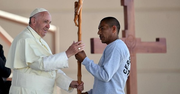 Pope of the Poor Visits Jail in 'Murder Capital' Ciudad Juarez