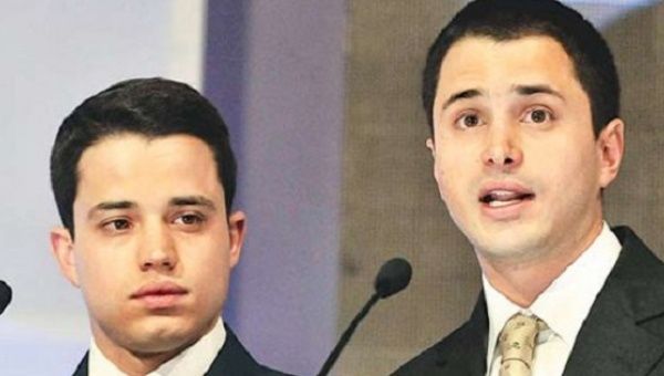 Thomas and Jerome Uribe, the sons of former President Alvaro Uribe, are being investigated for defrauding the state. 