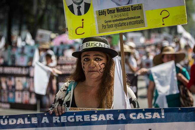 While the marches overall were to maintain the memory of the disappeared while denouncing the authorities, rights defenders also used the day to demand that the Federal Government approved a General Law against forced disappearances, which was recommended by the United Nations in 2015. 