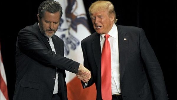 Jerry Falwell campaigned with Trump in Davenport, Iowa, in January 2016.