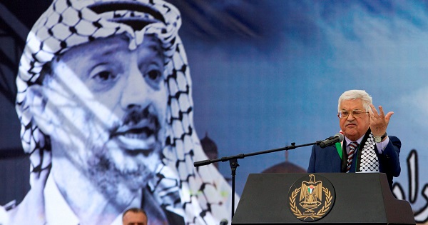 Palestinian President Mahmoud Abbas delivers a speech marking the 12th anniversary of Palestinian leader Yasser Arafat's death, in Ramallah Nov. 10, 2016.