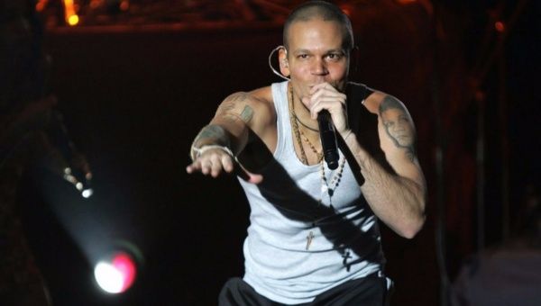 The artist Residente performs alongside Calle 13 (FILE).